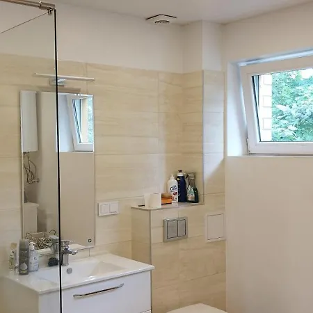 Jaukus Apartamentai 4 Km Nuo Zalgirio Arenos Apartment Kaunas